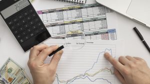 تعريف التكاليف المباشرة و التكاليف الغير مباشرة تعريف التكاليف المباشرة و التكاليف الغير مباشرة